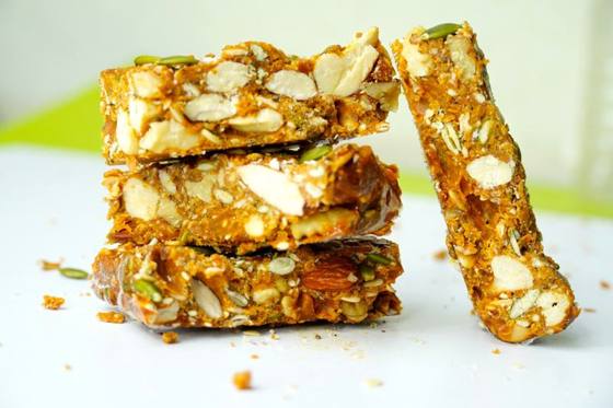 Homemade protein bars packed with almonds, cashews and pumpkin seeds